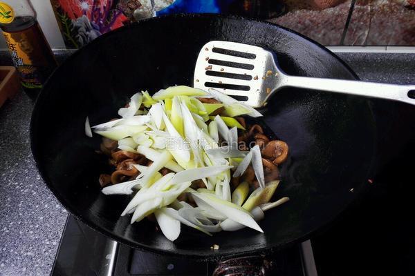 葱爆牛腰的做法图解9