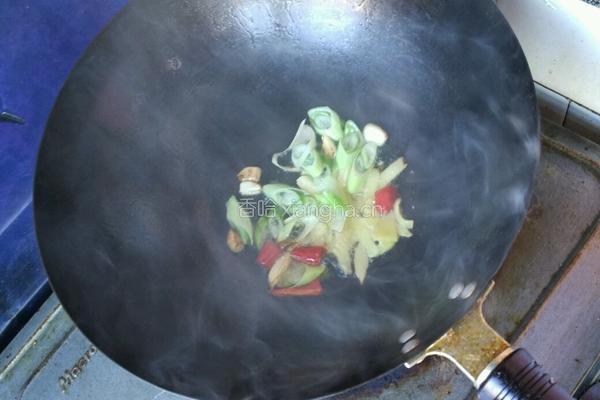 土豆豆角炖鸡块的做法图解3