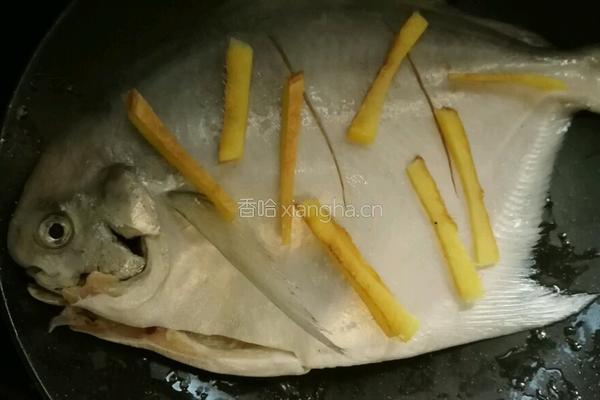 清蒸鲳鱼的做法图解6