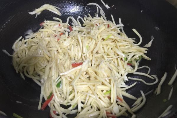 清炒茭白丝的做法图解5