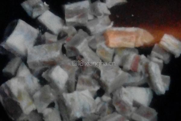 咸肉炖鲜笋的做法图解2