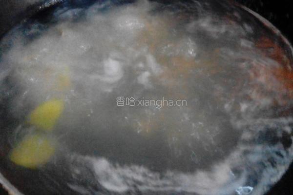 咸肉炖鲜笋的做法图解4