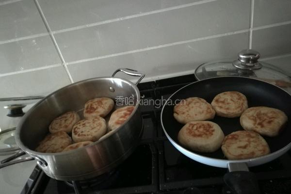 葡萄籽油颗粒花生酱烧饼的做法图解7