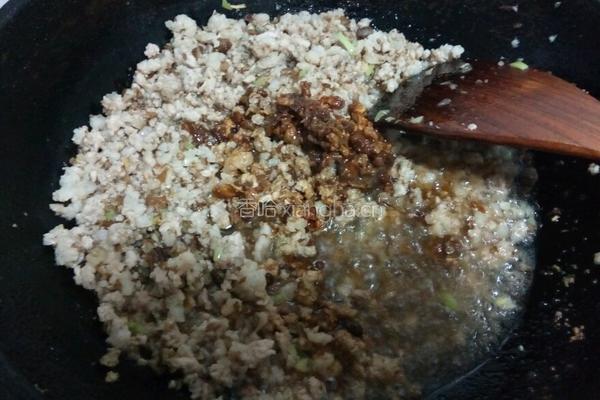 酱肉韭菜馅饺子的做法图解8
