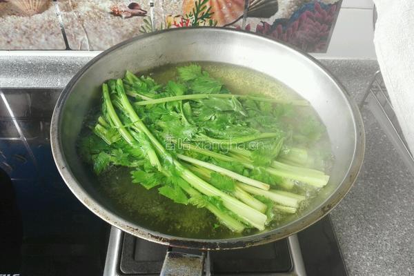 牛肉芹菜饺子的做法图解4