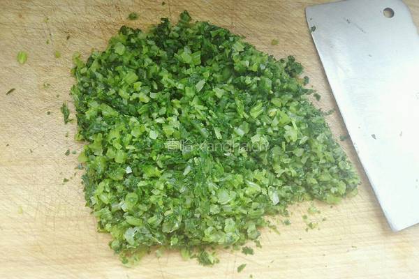 牛肉芹菜饺子的做法图解5