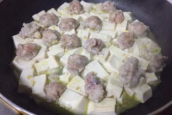 肉丸子豆腐的做法图解3