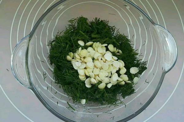杏仁拌茴香的做法图解5