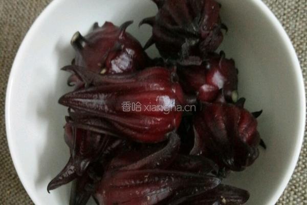 洛神花茶的做法图解1