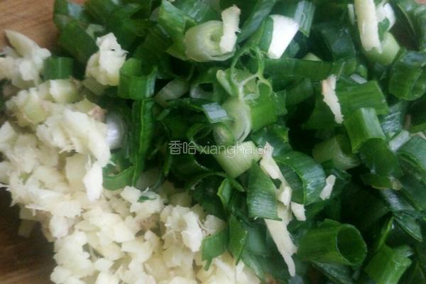 胡萝卜青椒馅馄炖的做法图解7