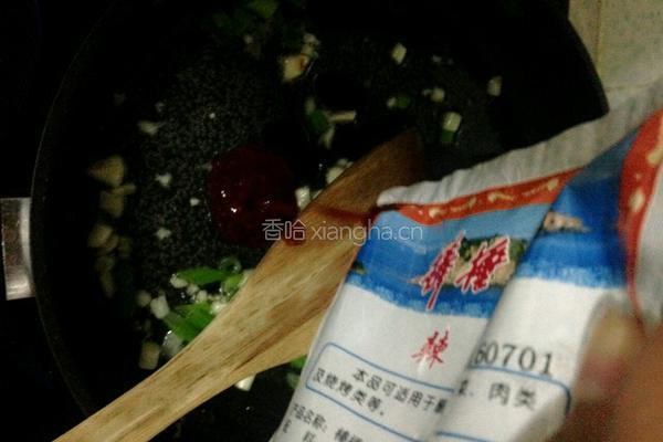 香辣濑尿虾的做法图解3