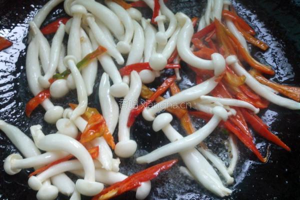白玉秋葵炒鸡丝的做法图解10