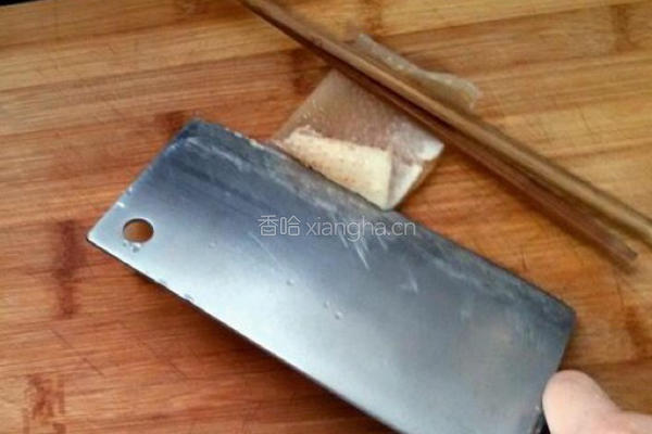 猪皮冻的做法图解1