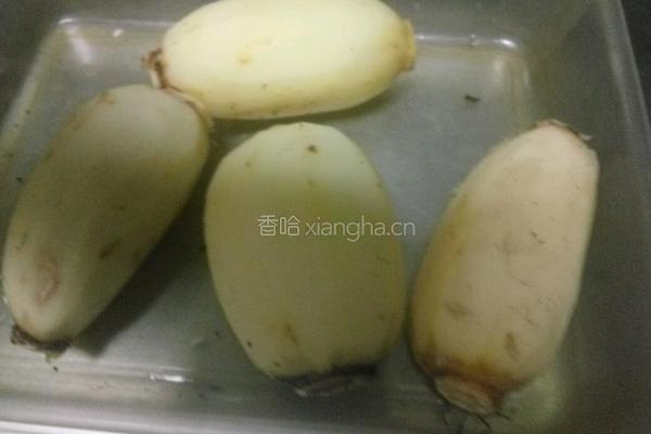 蝶恋花(糯米藕)的做法图解1