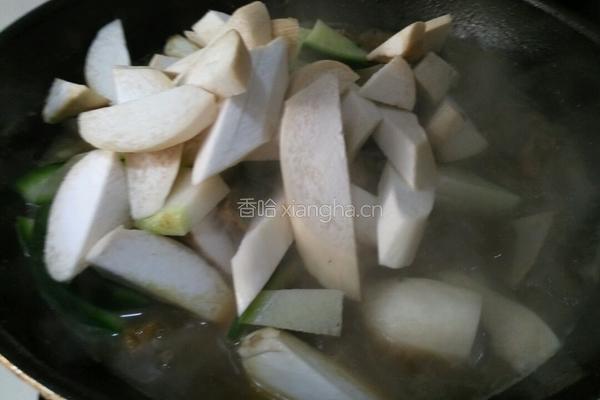 杏鲍菇炖猪大骨的做法图解13