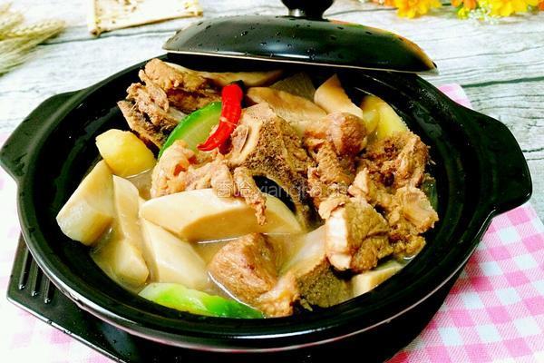 杏鲍菇炖猪大骨的做法图解16