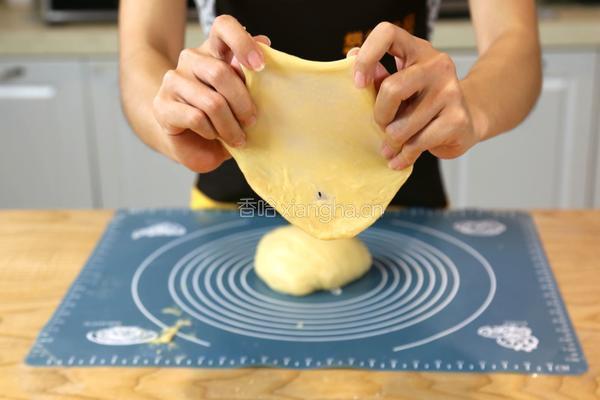 蜂蜜椰蓉小面包的做法图解4