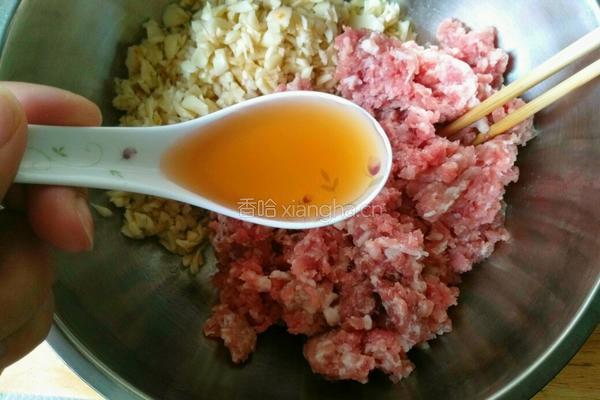 百合蒸肉丸的做法图解3