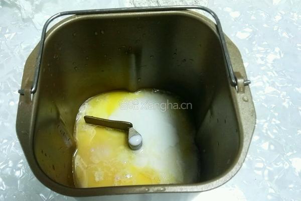 呆萌小兔子面包的做法图解1