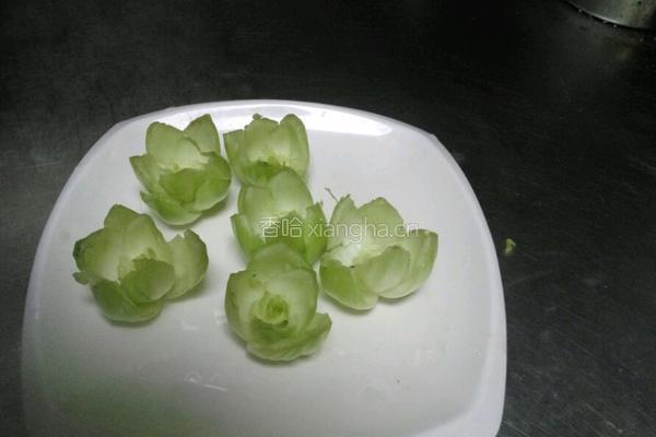 玲珑剔透(青菜酿肉丸)的做法图解2