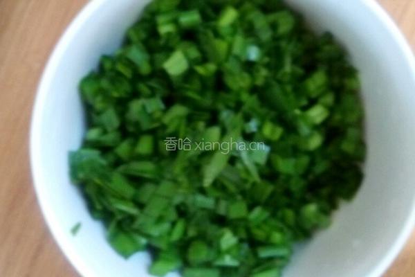 韭菜椒盐花卷的做法图解3