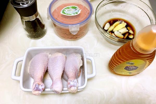 奥尔良烤鸡腿的做法图解1