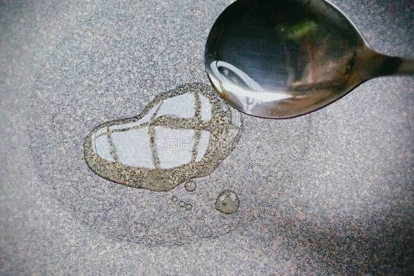 番茄鸡蛋海螺面的做法图解2