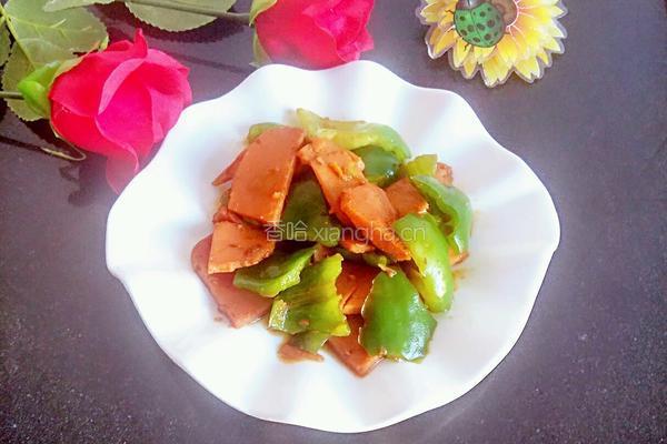 火腿炒青椒的做法图解8