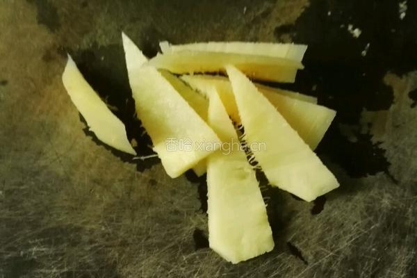 雪菜黄鱼汤的做法图解3
