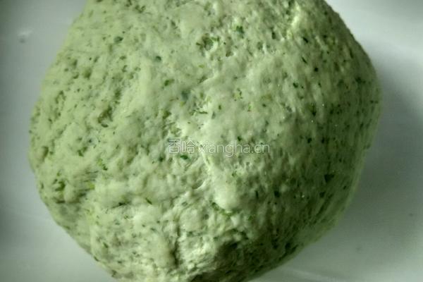 芹菜汁发面饼的做法图解3