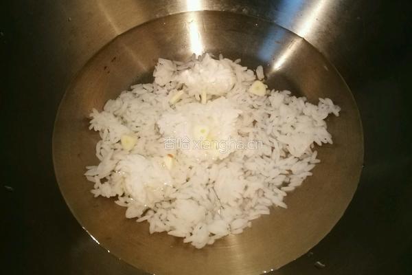 家常煮饭的做法图解1