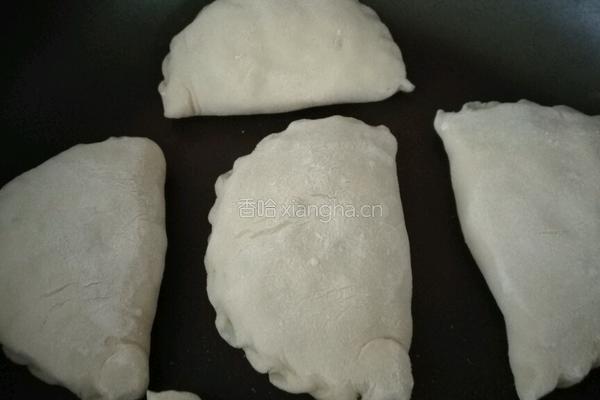 韭菜盒子的做法图解8