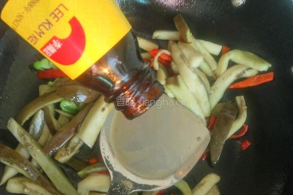 双椒茄条的做法图解5