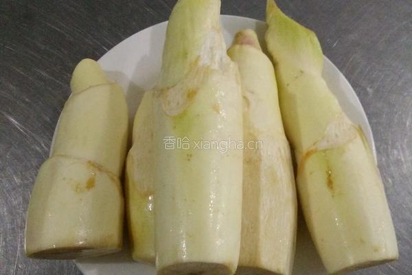 红烧茭白的做法图解1