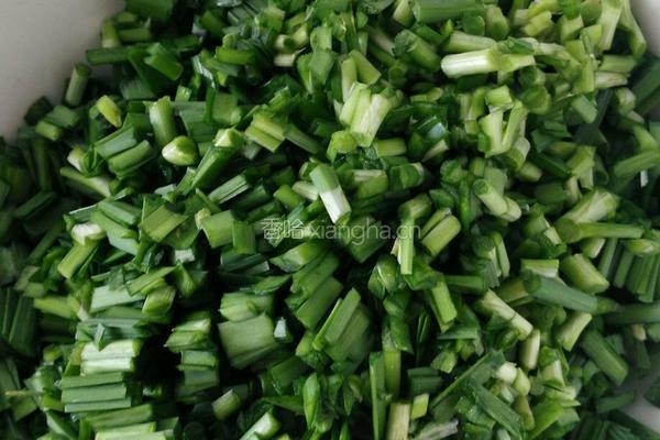 韮菜豆腐干的做法图解1