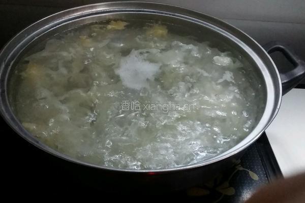 紫薯银耳羹的做法图解3