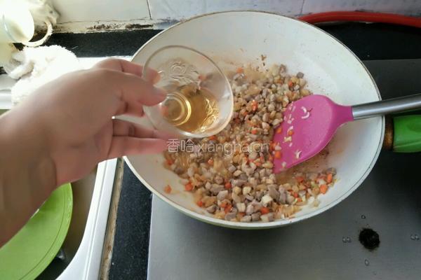 自制香菇海鲜肉酱的做法图解8