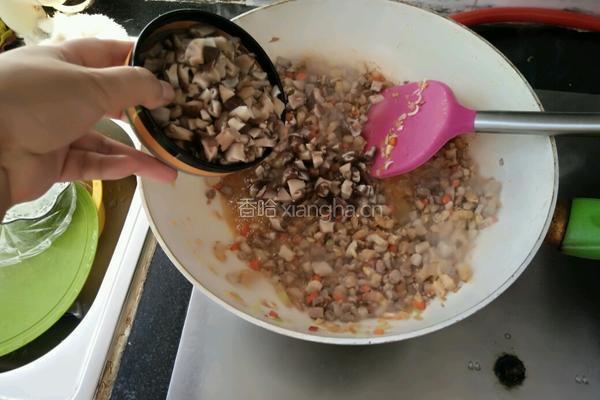 自制香菇海鲜肉酱的做法图解11