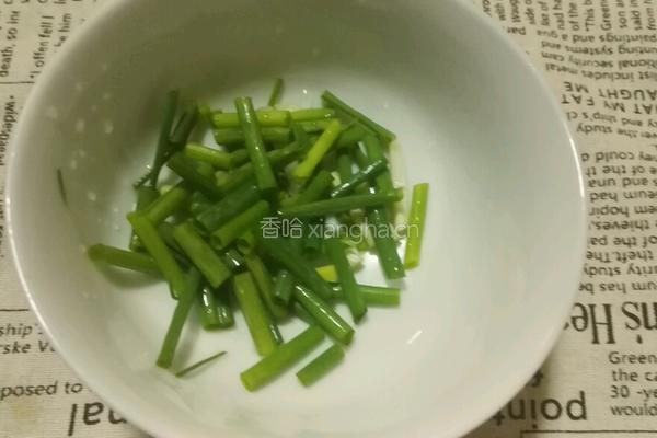 雪菜炒绿豆芽的做法图解4