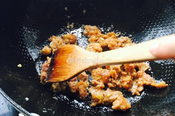 莲藕瘦肉汤的做法图解4