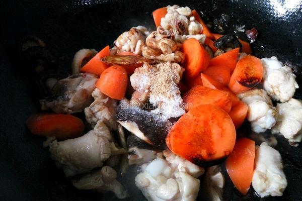 香菇鸡肉焖饭的做法图解5