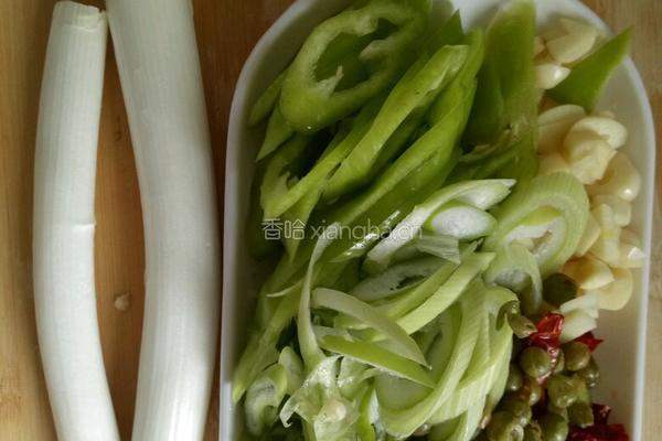 火锅鱼的做法图解1