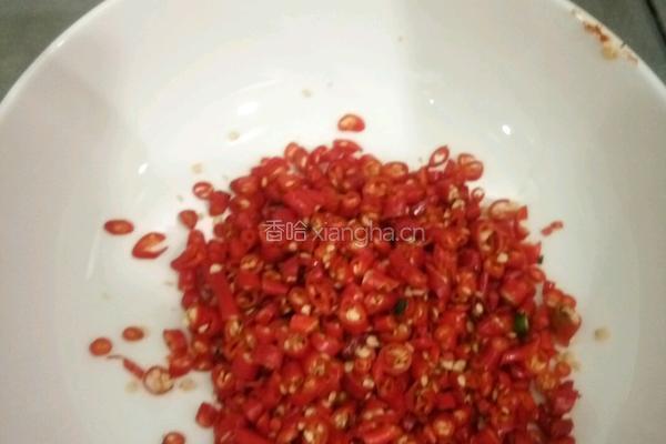 菜痴1996牌辣油的做法图解3