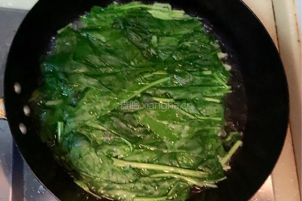 凉拌菠菜粉丝的做法图解3