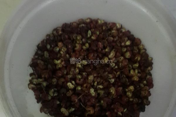辣子鱿鱼的做法图解3