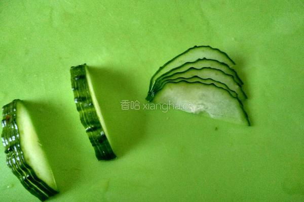 小金鱼嬉戏(盘饰）的做法图解4