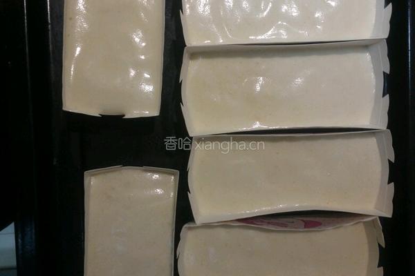 纸杯小蛋糕的做法图解3