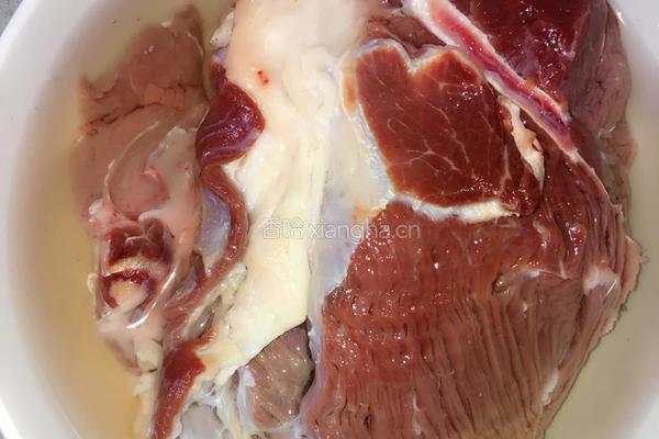 「原味牛肉干」+「香辣牛肉干」的做法图解1