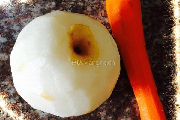 雪梨胡萝卜奶昔的做法图解1