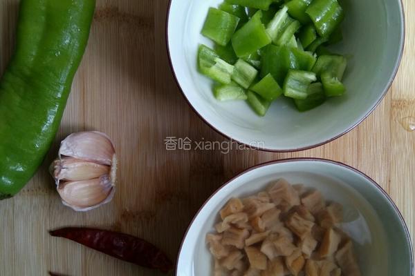 微辣萝卜干的做法图解1